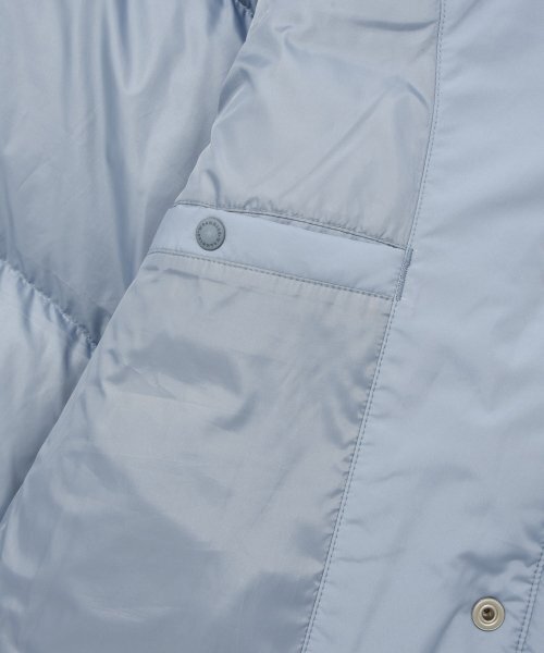 COVERNAT（カバーナット）の「[COVERNAT x WRANGLER] ハイネックコラボアートワークダックダウンスカイブルー（ダウンジャケット/コート・レディース・その他・SMALL/MEDIUM/LARGE/X-LARGE）」の8枚目の写真