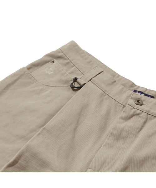 PENFIELD(ペンフィールド)の「フェイデッドコットンバミューダパンツベージュ_FR2WP40U(その他パンツ・メンズ・ベージュ・SMALL/MEDIUM/LARGE/X-LARGE)」の5枚目の写真