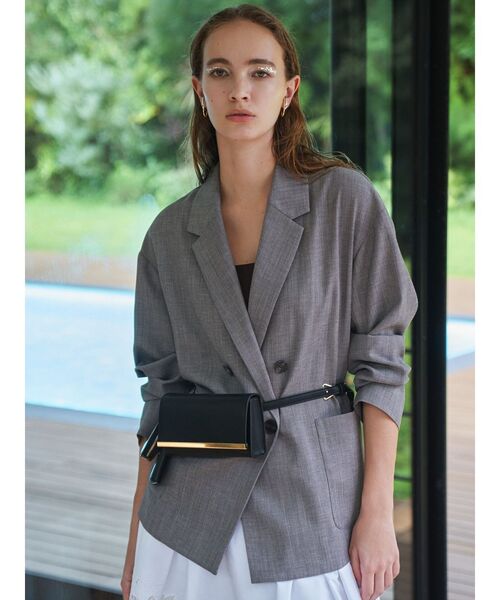 ELENDEEK(エレンディーク)の「バッククロステーラードジャケット(テーラードジャケット・レディース・グレー/ベージュ・FREE)」の3枚目の写真