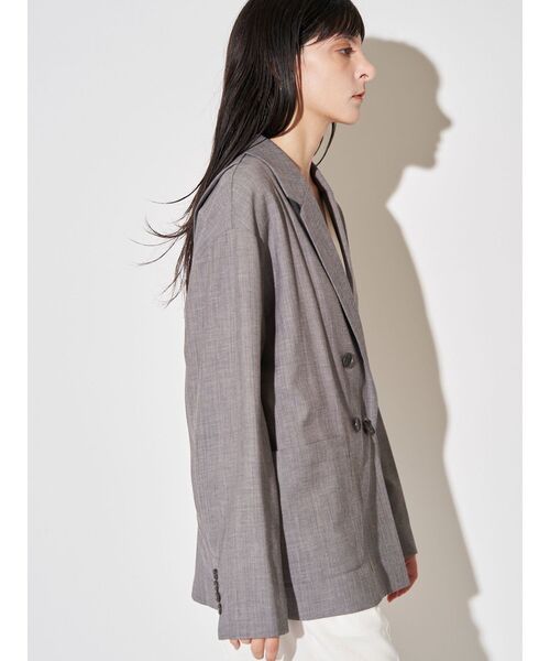 ELENDEEK(エレンディーク)の「バッククロステーラードジャケット(テーラードジャケット・レディース・グレー/ベージュ・FREE)」の6枚目の写真