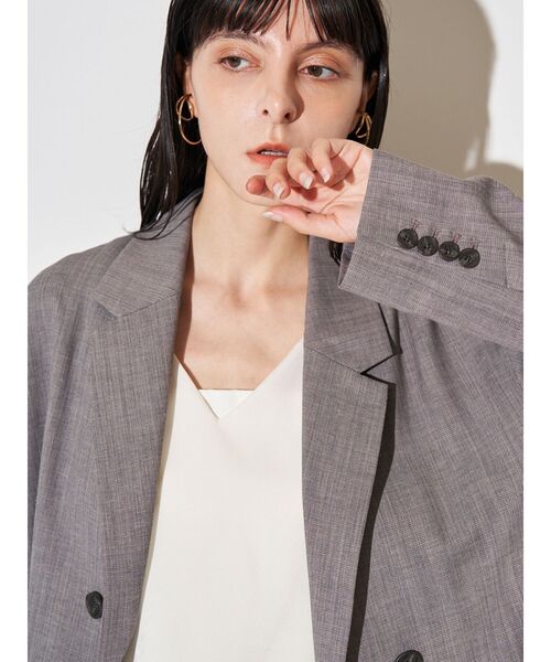 ELENDEEK(エレンディーク)の「バッククロステーラードジャケット(テーラードジャケット・レディース・グレー/ベージュ・FREE)」の8枚目の写真