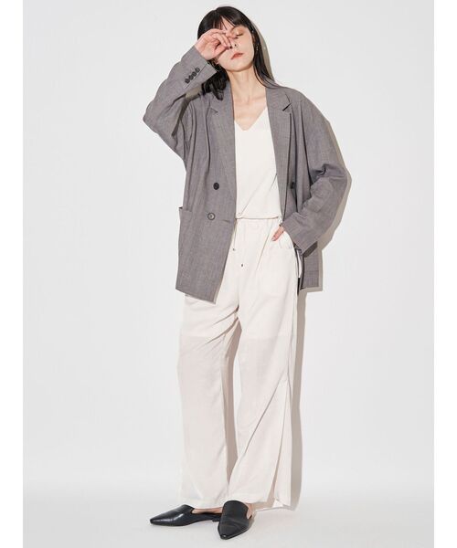 ELENDEEK(エレンディーク)の「バッククロステーラードジャケット(テーラードジャケット・レディース・グレー/ベージュ・FREE)」の9枚目の写真