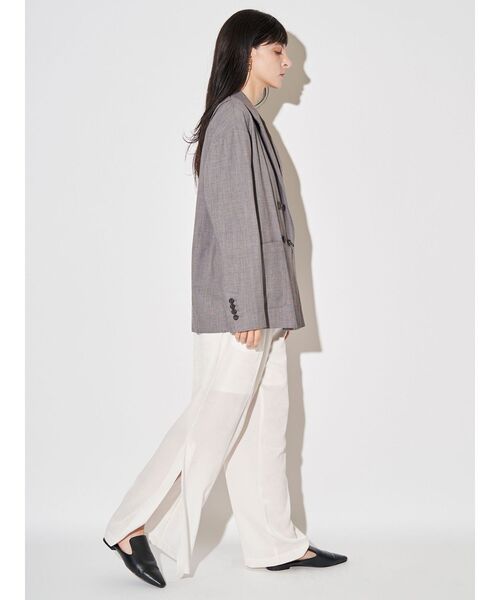 ELENDEEK(エレンディーク)の「バッククロステーラードジャケット(テーラードジャケット・レディース・グレー/ベージュ・FREE)」の11枚目の写真