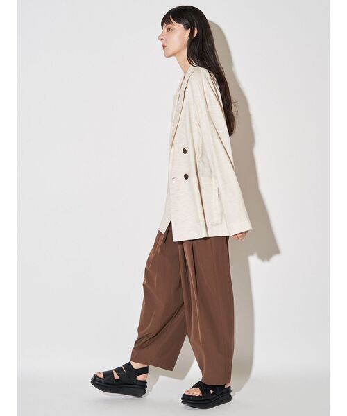 ELENDEEK(エレンディーク)の「バッククロステーラードジャケット(テーラードジャケット・レディース・グレー/ベージュ・FREE)」の22枚目の写真