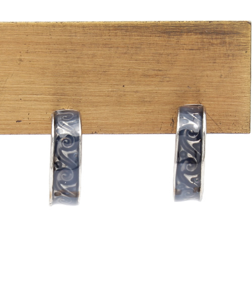 チャイハネ（チャイハネ）の「【チャイハネ】ウェーブフープピアス（ピアス（両耳用）・メンズ・グリーン/ブルー/パープル・FREE）」の4枚目の写真