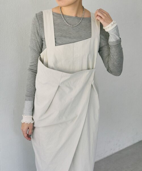 ear PAPILLONNER（イアパピヨネ）の「ラップサロペットワンピース【SUM1 STYLE】（シャツワンピース・レディース・ブラック/ライトグレー・FREE）」の2枚目の写真