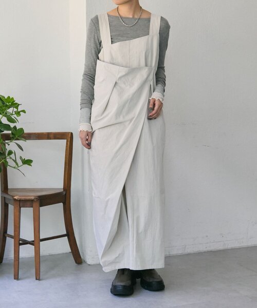 ear PAPILLONNER（イアパピヨネ）の「ラップサロペットワンピース【SUM1 STYLE】（シャツワンピース・レディース・ブラック/ライトグレー・FREE）」の6枚目の写真