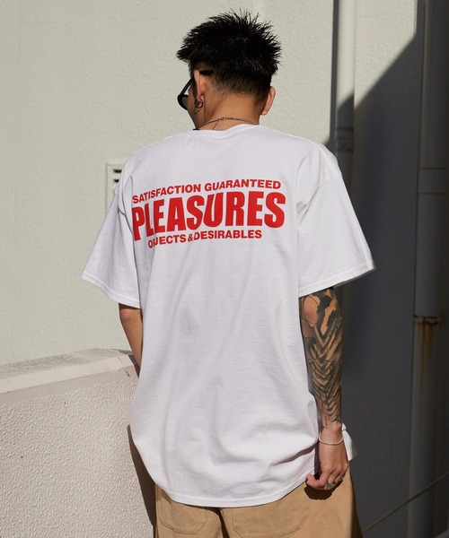 PLEASURES（プレジャー）の「PLEASURES/プレジャーズ ワンポイントロゴ ワイドシルエット クルーネックTシャツ 2026年春夏（Tシャツ/カットソー・メンズ・ブラック/ホワイト・L/XL）」の15枚目の写真