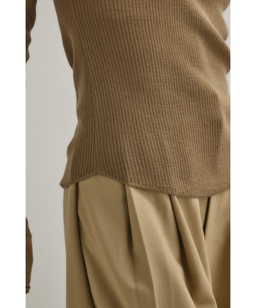 STYLEMIXER（スタイルミキサー）の「【ベストセラー】ヘンリーネックシアーニット（ニット/セーター・レディース・ベージュ/ネイビー/ホワイト/ピンク・FREE）」の22枚目の写真