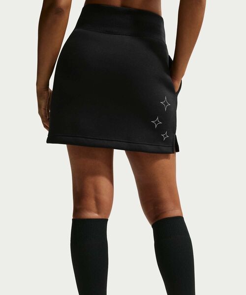 NIKE(ナイキ)の「ナイキ スポーツウェア フェニックス フリース ウィメンズ ハイウエスト スリム ミニ スカート / Nike Sportswear Phoenix Fleece Women's High-Waisted Slim Mini Skirt IQ1254-010 Black(スカート・レディース・ブラック・L/M/S/XS/XL)」の10枚目の写真