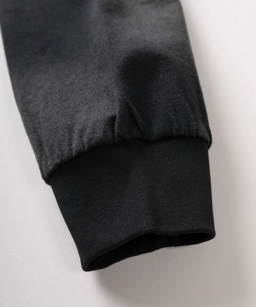 THRASHER(スラッシャー)の「【70】【THRASHER/スラッシャー】レオパードロゴ ファーアップリケ フェード加工 ロングスリーブTシャツ/ショート丈有り(Tシャツ/カットソー・メンズ・ピンク/ブラック/レッド/ブラウン・FREE/M/L)」の6枚目の写真