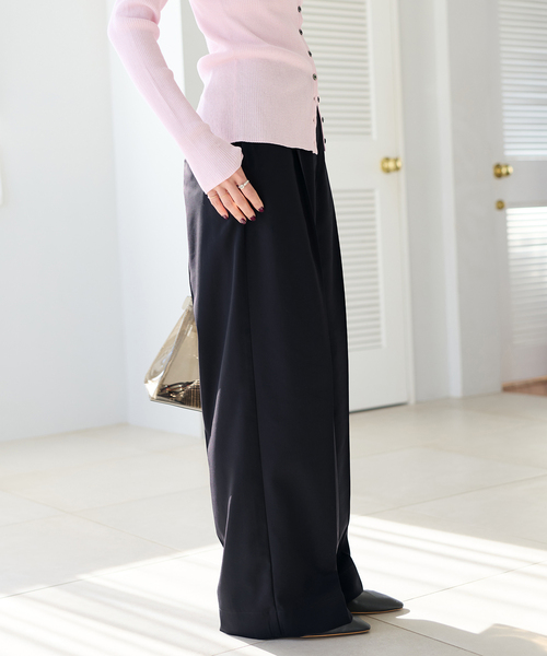 IENA（イエナ）の「ハイツイストツイルスラックス（スラックス・レディース・アイボリー/ブラウン/ネイビー・34/36/38/40）」の12枚目の写真