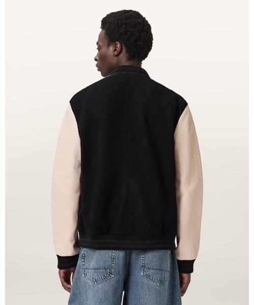 ALLSAINTS(オールセインツ)の「HOLLOWAY BOMBER JACKET | HOLLOWAY ボンバー ジャケット(スタジャン・メンズ・ブラック×ホワイト・XS/S/M/L/XL)」の10枚目の写真