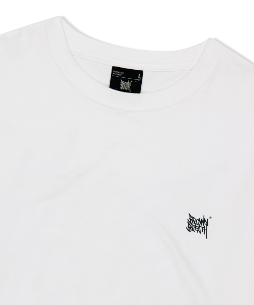 BROWNBREATH（ブラウンブレス）の「TAG OG LONGSLEEVE - WHITE（Tシャツ/カットソー・レディース・その他・SMALL/MEDIUM/LARGE/X-LARGE/2XL）」の4枚目の写真