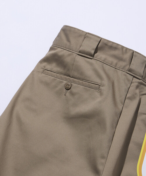 FREAK'S STORE(フリークスストア)の「限定展開 Dickies×FREAK'S STORE ディッキーズ 別注 ワイドシルエット クロスタック ワークショーツ 短パン ハーフパンツ ショートパンツ(その他パンツ・メンズ・ベージュ/インディゴブルー/ブラック/ブラック系その他・SMALL/MEDIUM/LARGE)」の12枚目の写真