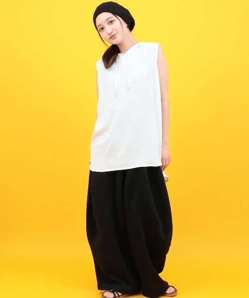 チチカカ（チチカカ）の「Orale! フーディータンクトップ（タンクトップ・レディース・ブラック/ホワイト/オレンジ・FREE）」の4枚目の写真