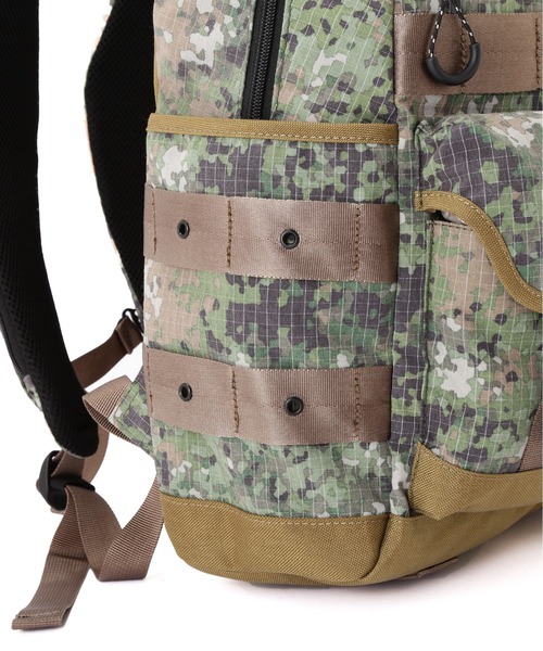 AVIREX（アヴィレックス）の「《直営店限定》REFLECT RIP RUCKSACK / リフレクト リップ リュックサック / AVIREX / アヴィレックス（バックパック/リュック・メンズ・グリーン系カモフラージュ/ブラック・FREE）」の16枚目の写真