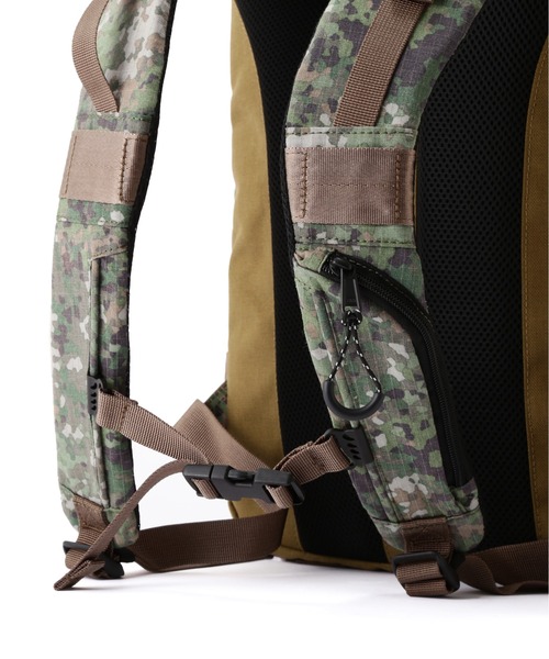 AVIREX（アヴィレックス）の「《直営店限定》REFLECT RIP RUCKSACK / リフレクト リップ リュックサック / AVIREX / アヴィレックス（バックパック/リュック・メンズ・グリーン系カモフラージュ/ブラック・FREE）」の21枚目の写真