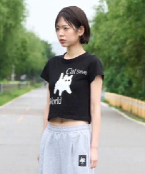 CATSAVETHEWORLD(キャットセーブザワールド)の「◇CATSAVETHEWORLD◇ブランド直輸入正規品/ピクセルアートクロップティー Pixel Crop T(Tシャツ/カットソー・レディース・ブラック/ホワイト・FREE)」の5枚目の写真