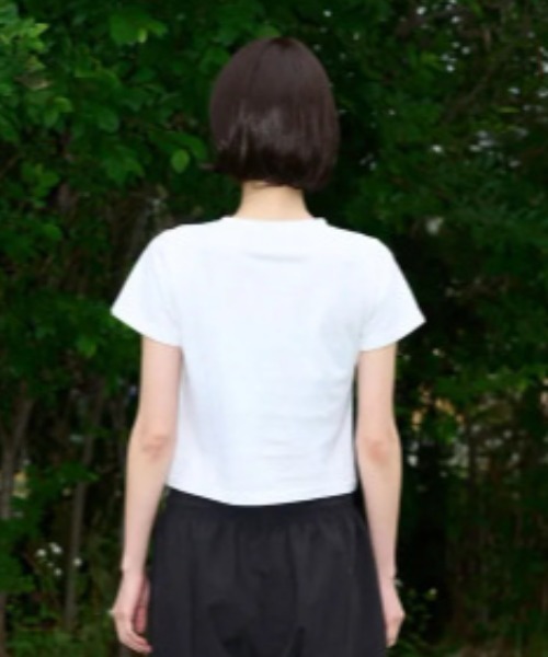 CATSAVETHEWORLD(キャットセーブザワールド)の「◇CATSAVETHEWORLD◇ブランド直輸入正規品/ピクセルアートクロップティー Pixel Crop T(Tシャツ/カットソー・レディース・ブラック/ホワイト・FREE)」の3枚目の写真