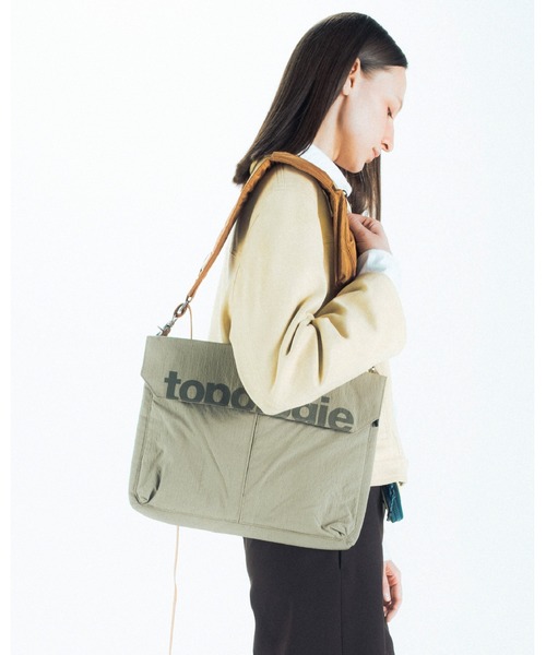 Topologie(トポロジー)の「Utility Musette Messenger(ユーティリティ ミュゼット メッセンジャー)(ショルダーバッグ・レディース・ブラック/モスグリーン・ONE SIZE)」の8枚目の写真