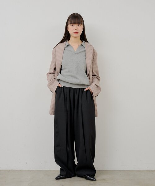 Kastane(カスタネ)の「【UNISEX/2サイズ展開】ボックスプリーツスラックス(その他パンツ・メンズ・ブラック/グレー/ネイビー・2/1)」の13枚目の写真