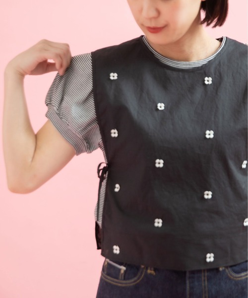 Dot&Stripes CHILD WOMAN(ドットアンドストライプス チャイルドウーマン)の「小花オンケミ刺繍 スクエアベスト(ベスト・レディース・ブラック/その他/ホワイト・FREE)」の11枚目の写真
