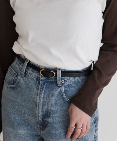 fredy emue（フレディエミュ）の「牛革フリー細ベルト（ベルト・レディース・ブラック/ダークブラウン・FREE）」の6枚目の写真