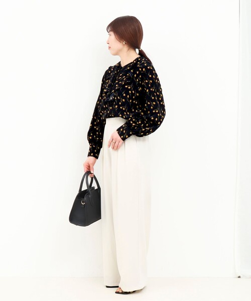 MICO COULIER（ミコクリエ）の「チューリッププリントフリルブラウス（シャツ/ブラウス・レディース・ブラウン系その他/ブルー系その他・38）」の18枚目の写真