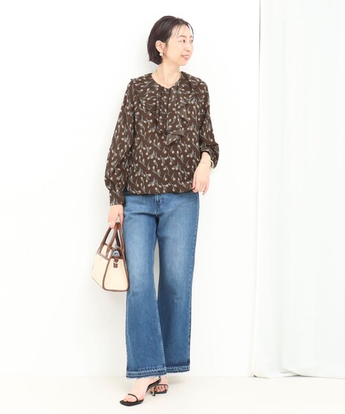 MICO COULIER（ミコクリエ）の「チューリッププリントフリルブラウス（シャツ/ブラウス・レディース・ブラウン系その他/ブルー系その他・38）」の3枚目の写真