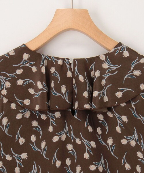 MICO COULIER（ミコクリエ）の「チューリッププリントフリルブラウス（シャツ/ブラウス・レディース・ブラウン系その他/ブルー系その他・38）」の13枚目の写真