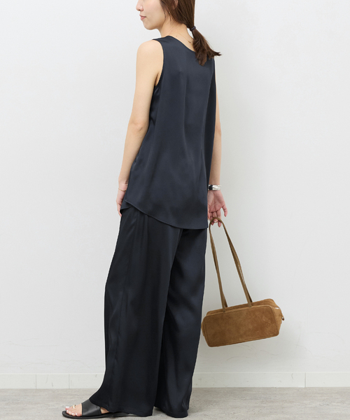 JOURNAL STANDARD relume（ジャーナルスタンダード　レリューム）の「サテンイージーパンツ（その他パンツ・レディース・ネイビー/ベージュ・FREE）」の12枚目の写真