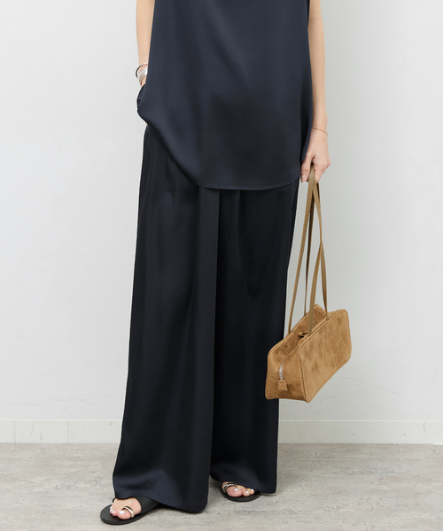 JOURNAL STANDARD relume（ジャーナルスタンダード　レリューム）の「サテンイージーパンツ（その他パンツ・レディース・ネイビー/ベージュ・FREE）」の13枚目の写真