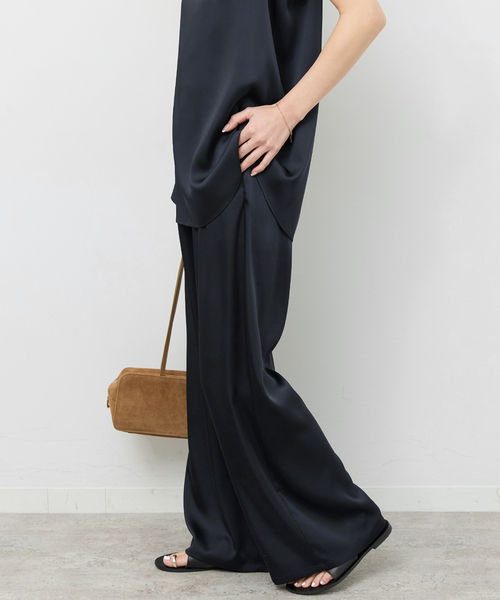 JOURNAL STANDARD relume（ジャーナルスタンダード　レリューム）の「サテンイージーパンツ（その他パンツ・レディース・ネイビー/ベージュ・FREE）」の15枚目の写真