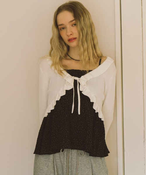 archives（アルシーヴ）の「フリルニットＣＤ×ドットキャミビスチェＳＥＴ（アンサンブル・レディース・グレー/オフホワイト/アイボリー/ブラック・MEDIUM）」の2枚目の写真