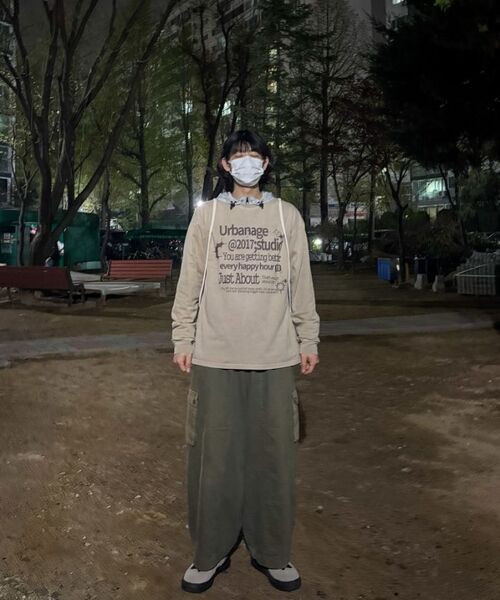 URBANAGE（アーバンエイジ）の「Just About ピグメントオーバーロングスリーブベージュ（Tシャツ/カットソー・レディース・その他・MEDIUM/LARGE）」の11枚目の写真