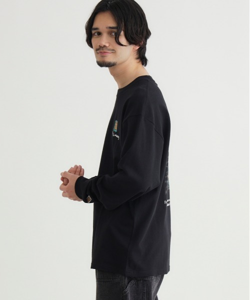 Right-on(ライトオン)の「Other(ソノタ)グラフィックプリントロングスリーブTシャツ(Tシャツ/カットソー・メンズ・ブラック/グレー/ホワイト・S/M/L/XL)」の21枚目の写真