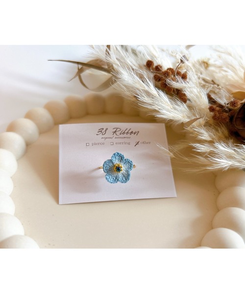 tone（トーン）の「【38ribbon】ネモフィラのリング(MA)（リング・レディース・ブルー・FREE）」の2枚目の写真