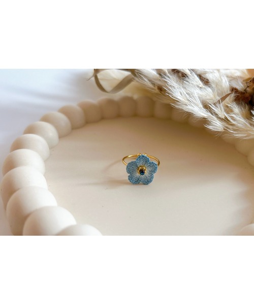 tone（トーン）の「【38ribbon】ネモフィラのリング(MA)（リング・レディース・ブルー・FREE）」の4枚目の写真