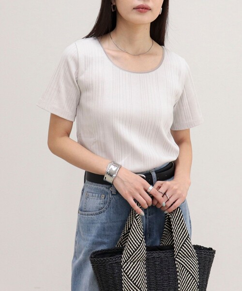 fredy emue(フレディエミュ)の「ランダムテレコ5分袖Tシャツ(Tシャツ/カットソー・レディース・ライトグリーン/ブラウン/ブラック/グレイッシュベージュ/オフホワイト・38)」の10枚目の写真