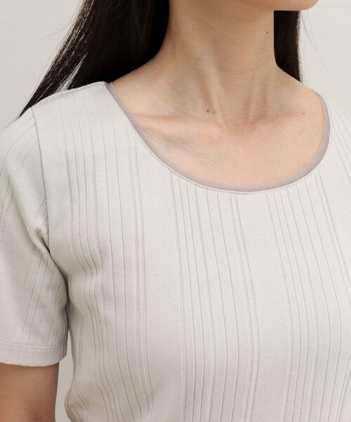 fredy emue(フレディエミュ)の「ランダムテレコ5分袖Tシャツ(Tシャツ/カットソー・レディース・ライトグリーン/ブラウン/ブラック/グレイッシュベージュ/オフホワイト・38)」の18枚目の写真