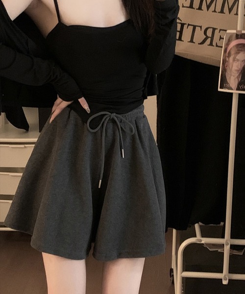 shyam inspiration(シャムインスピレーション)の「シンプルフレアスウェットショートパンツ/スカートパンツ(その他パンツ・レディース・アイボリー/グレー/ブラック・M/L)」の8枚目の写真