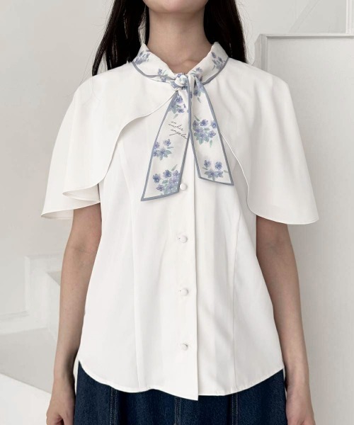 an another angelus（アンアナザーアンジェラス）の「スミレスカーフタイケープブラウス（シャツ/ブラウス・レディース・ピンク/ブルー・FREE）」の13枚目の写真