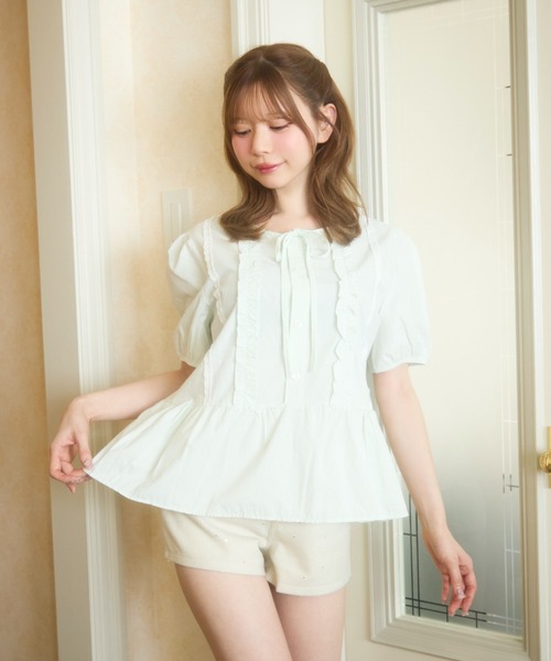 TITTY&CO.（ティティーアンドコー）の「フロントフリルブラウス（シャツ/ブラウス・レディース・ミント/サックスブルー/ホワイト・FREE）」の16枚目の写真