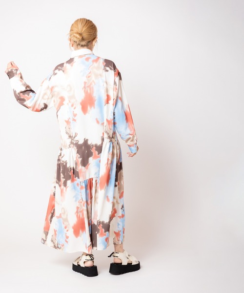 OSMOSIS（オズモーシス）の「プリント切替ギャザーシャツワンピース（シャツワンピース・レディース・ピンク/グリーン・ONE SIZE）」の11枚目の写真