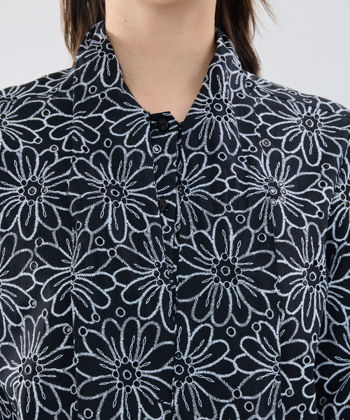 NARACAMICIE（ナラカミーチェ）の「【NARACAMICIE】レースプリントボウタイ長袖ブラウス（シャツ/ブラウス・レディース・ブラック/ホワイト・L/M）」の8枚目の写真