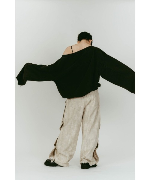 Knuth Marf(クヌースマーフ)の「off shoulder vintage sweat(スウェット・レディース・ブラック/グレー・FREE)」の6枚目の写真