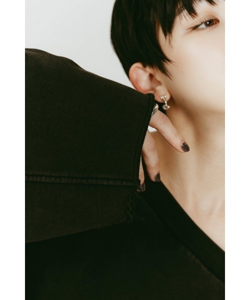 Knuth Marf(クヌースマーフ)の「off shoulder vintage sweat(スウェット・レディース・ブラック/グレー・FREE)」の10枚目の写真