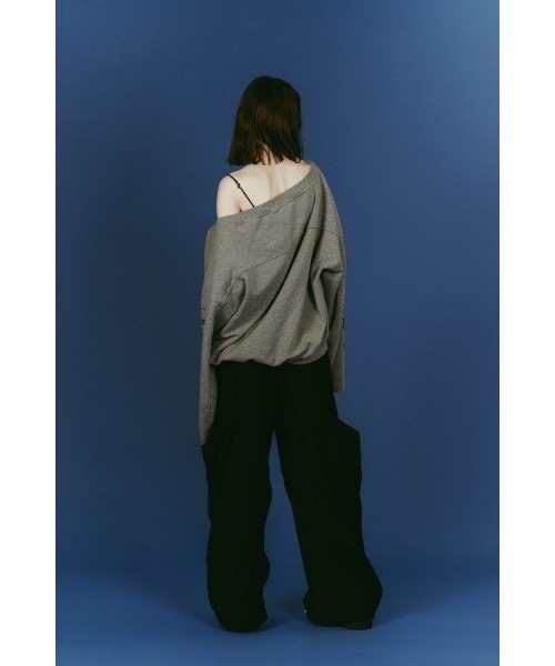 Knuth Marf(クヌースマーフ)の「off shoulder vintage sweat(スウェット・レディース・ブラック/グレー・FREE)」の16枚目の写真
