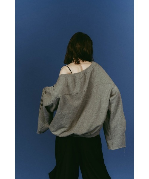 Knuth Marf(クヌースマーフ)の「off shoulder vintage sweat(スウェット・レディース・ブラック/グレー・FREE)」の18枚目の写真